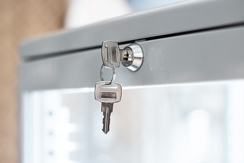 RT82WE-Witryna-chłodnicza-cukiernicza  nablatowa-78L-(3).jpg