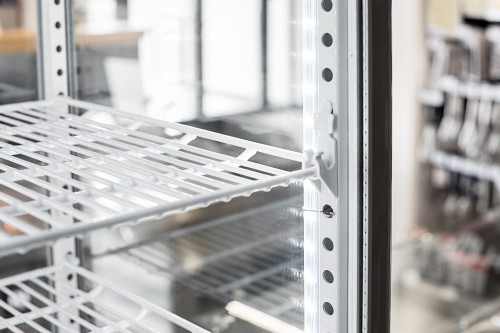 RT82WE-Witryna-chłodnicza-cukiernicza  nablatowa-78L-(6).jpg